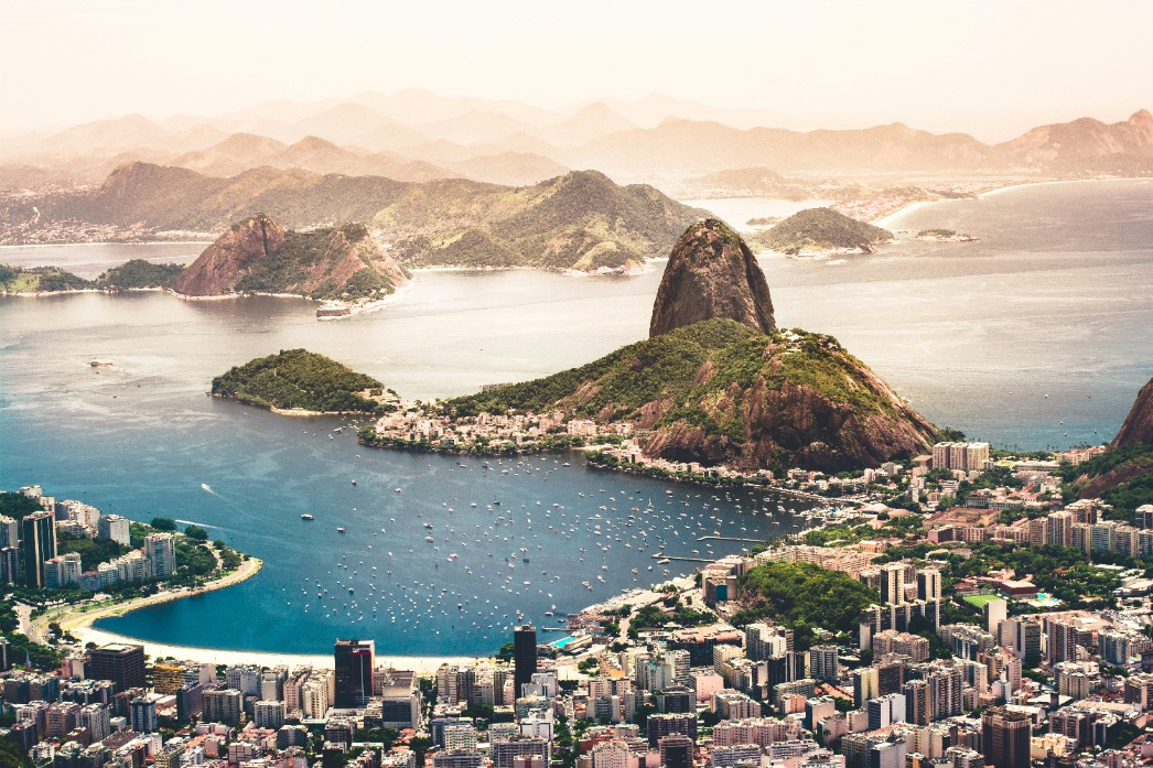 RECUPERAÇÃO AMBIENTAL DA LAGOA RODRIGO DE FREITAS E DAS PRAIAS DE IPANEMA E LEBLON, RIO DE JANEIRO, BRASIL