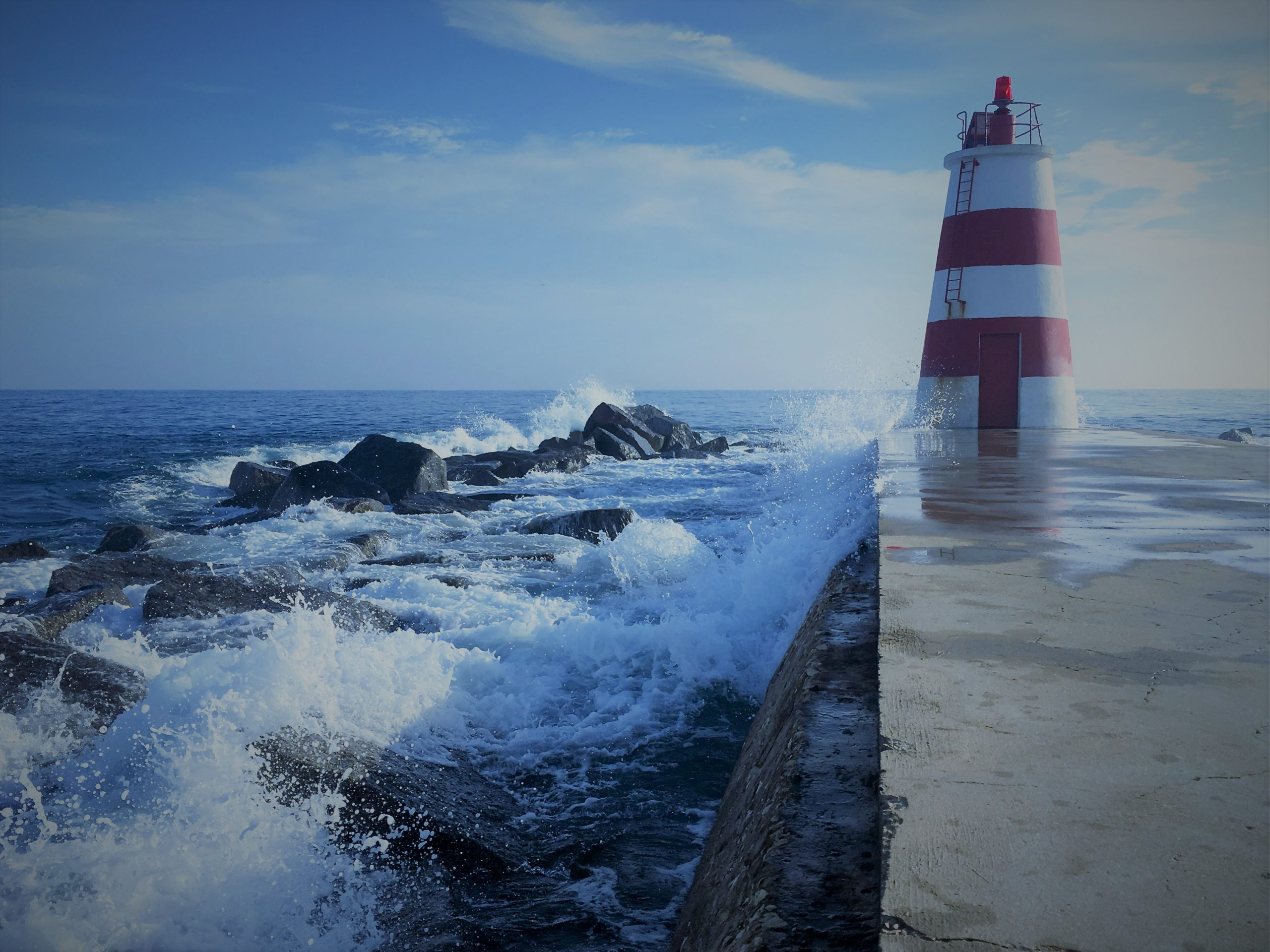 Furacão Lorenzo: Consulmar recupera molhe do Porto de Ponta Delgada