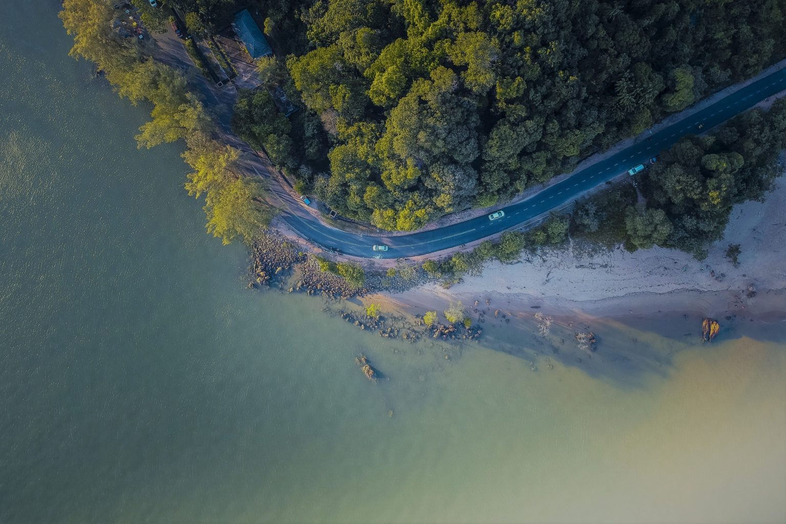 Acesso Portinho da Arrábida – Praia do Creiro beneficia de proteção marginal
